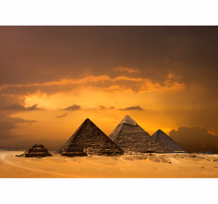 Fotomural ciudad atardecer en las pirámides egipcias - TenVinilo