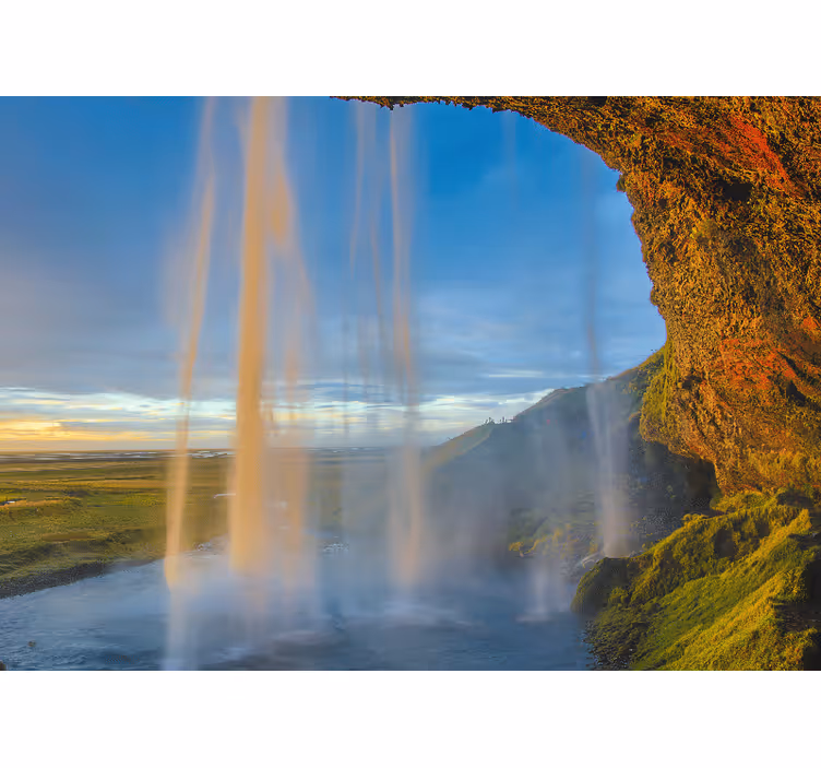 Fotomural montañas vista del majestuoso salto de agua - TenVinilo