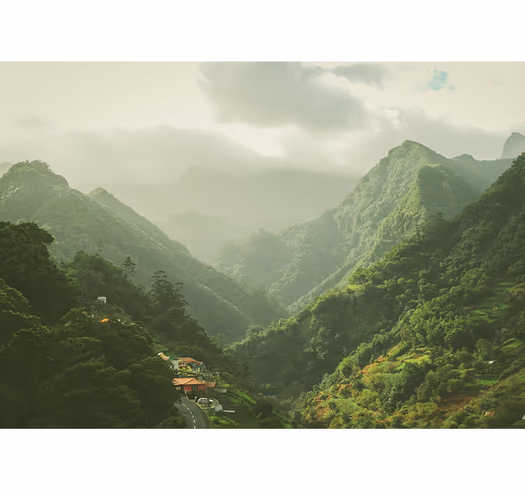 Papel pintado paisaje valle de montañas - TenVinilo
