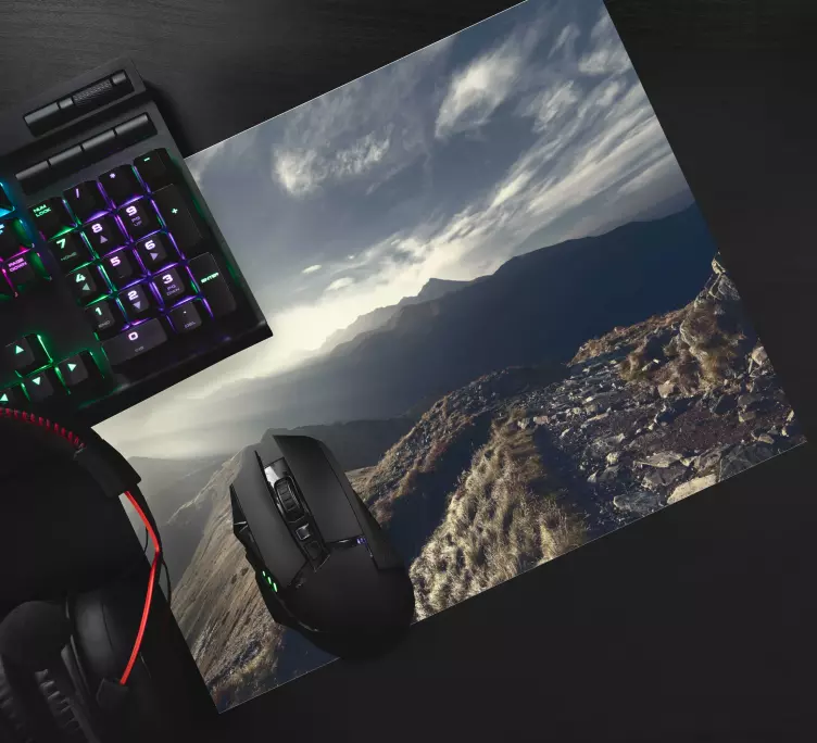 Alfombrilla ratón mapamundi vista de terreno montañoso - TenVinilo