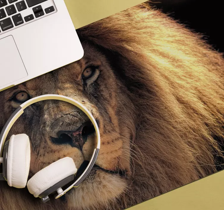 Alfombrilla ratón original retrato de león majestuoso - TenVinilo