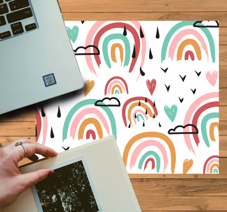 Alfombrilla ratón original Arcoiris de colores y corazones - TenVinilo
