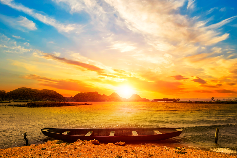 Mantel individual moderno atardecer sobre el río - TenVinilo
