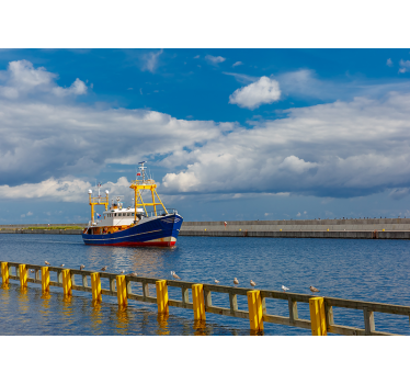 Fotomural mar puerto de barcos pesqueros - TenVinilo