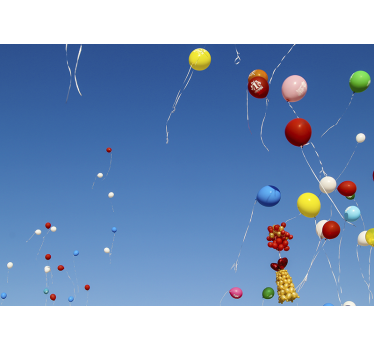 Fotomural de amor globos de colores flotantes - TenVinilo