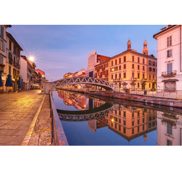 Fotomural ciudad reflejo del canal de milán - TenVinilo
