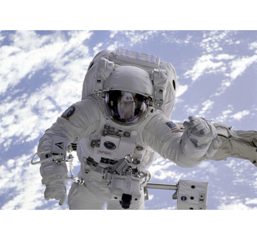 Fotomural espacio astronauta en Órbita - TenVinilo