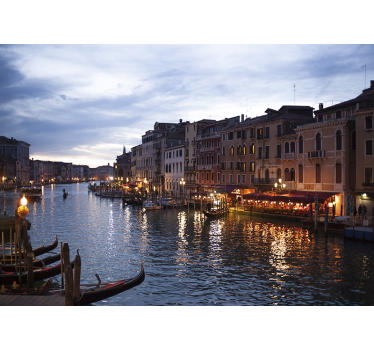 Fotomural ciudad canal veneciano de noche - TenVinilo