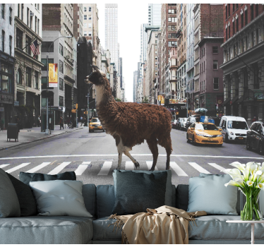 Fotomural animales llama en la calle - TenVinilo