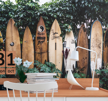 Fotomural vehículo tablas de surf en exhibición - TenVinilo