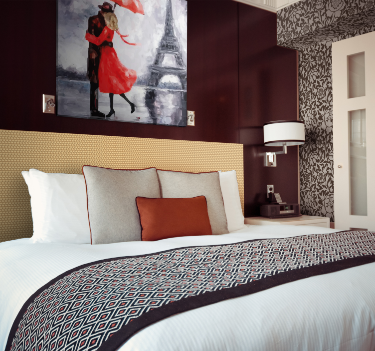 Cuadro elegante abrazo romántico en parís - TenVinilo