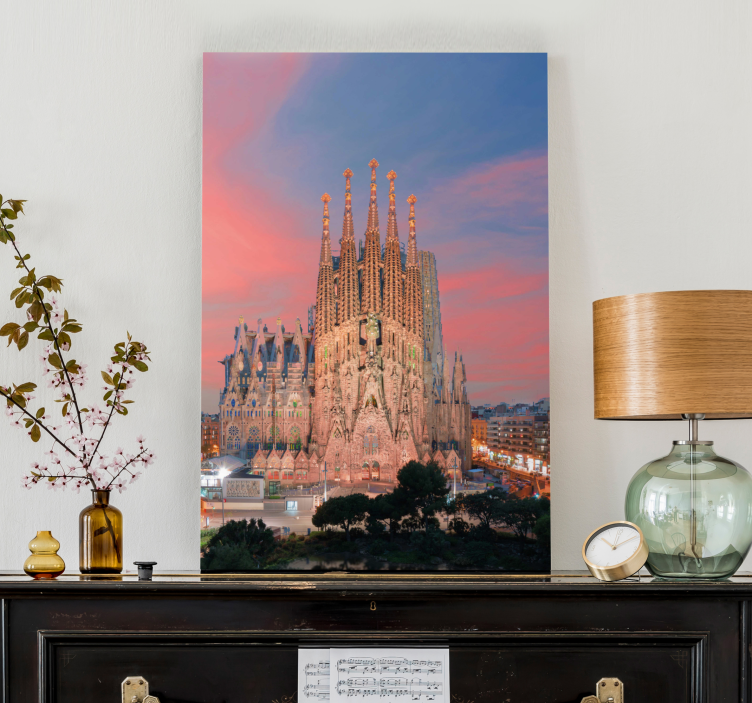 Cuadro ciudades sagrada familia al atardecer - TenVinilo