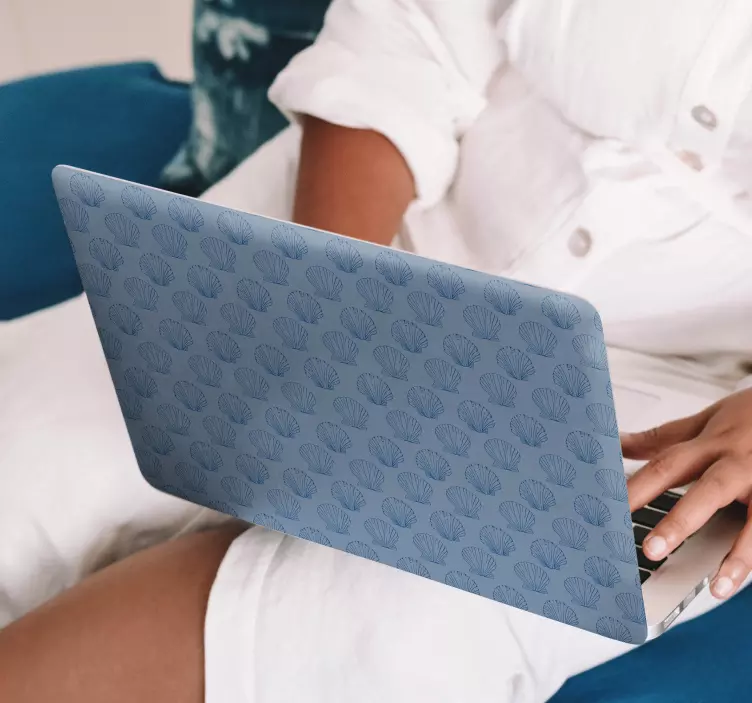 Pegatina para portátil diseño de conchas marinas - TenVinilo