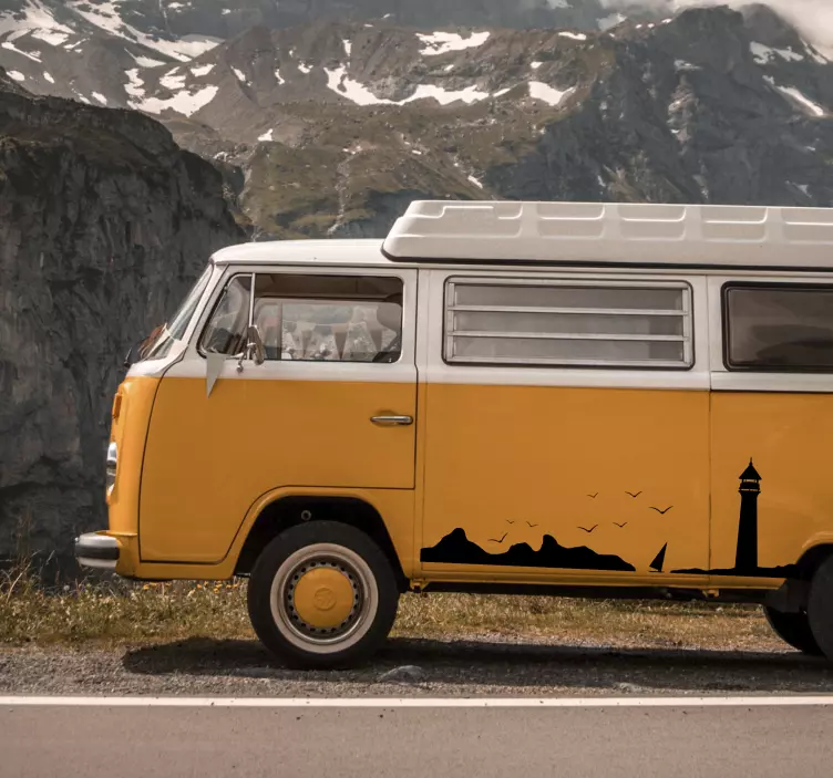 Vinilo autocaravana faro en el mar - TenVinilo