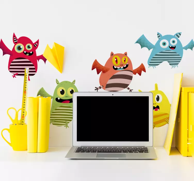 Vinilo infantil criaturas animadas vibrantes - TenVinilo