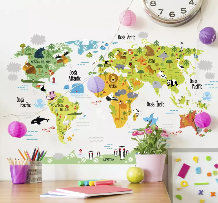 Vinilo mapamundi infantil fauna catalán - TenVinilo