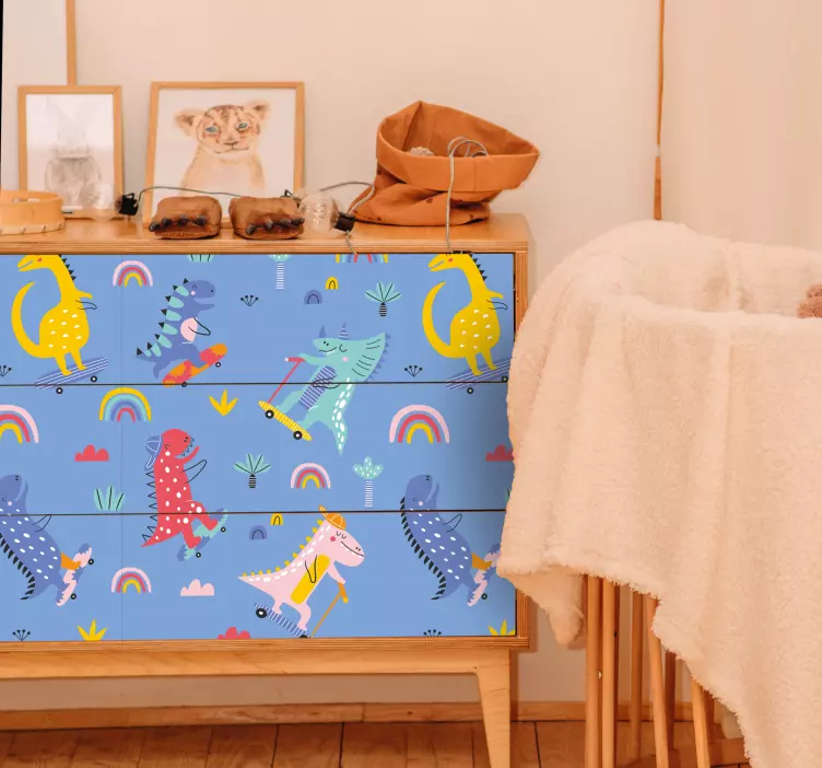 Vinilo para mueble Lindos dinosaurios skater - TenVinilo