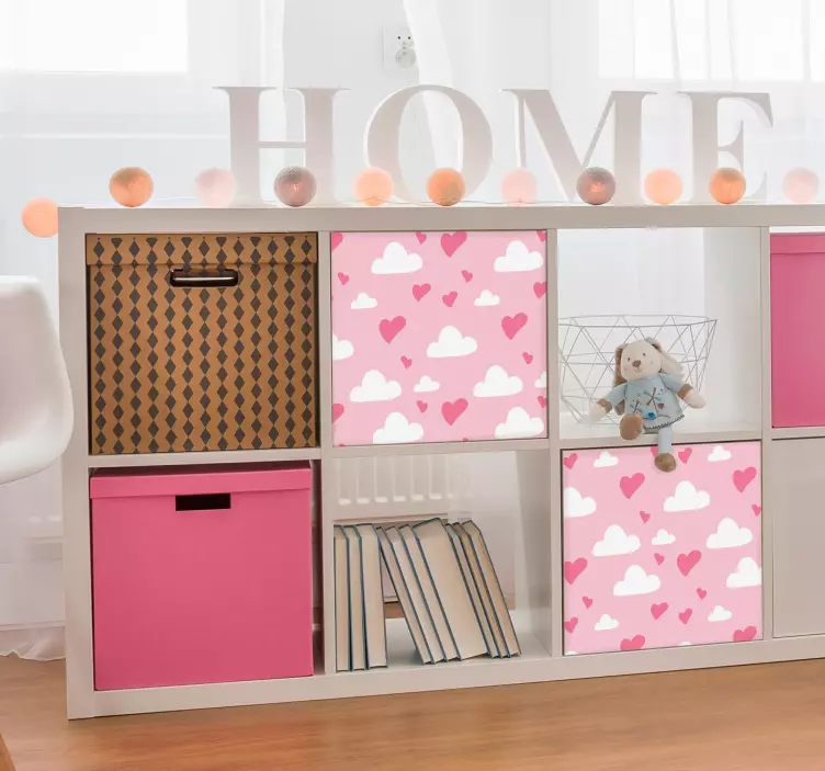 Vinilo para mueble amor, corazones y nubes - TenVinilo