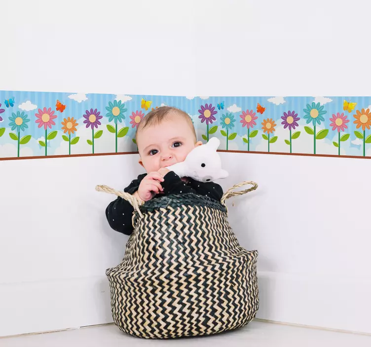 Vinilo bebé cenefa adhesiva prado de primavera - TenVinilo