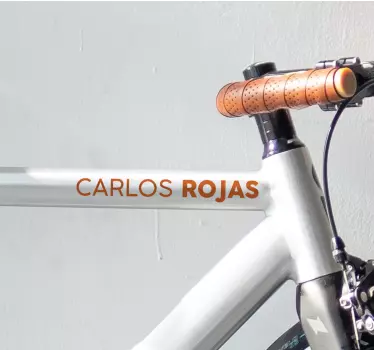 Pegatina para bicicleta nombre con apellido resaltado - TenVinilo