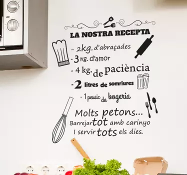 Vinilo para cocina frase la nostra recepta - TenVinilo