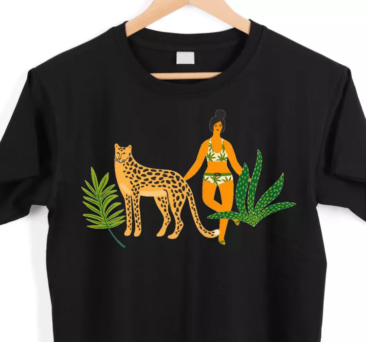 Camiseta arte de leopardo y mujer - TenVinilo