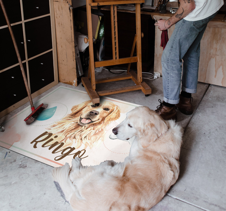 Alfombra vinílica animales golden retriever con nombre - TenVinilo