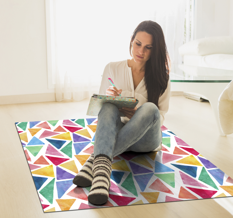 Alfombra vinilo salón de triángulos en tonos pastel - TenVinilo